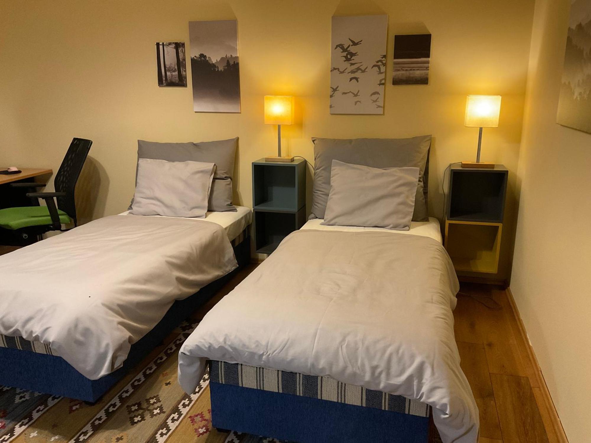 Apartman U Lesa Nove Jirny ภายนอก รูปภาพ