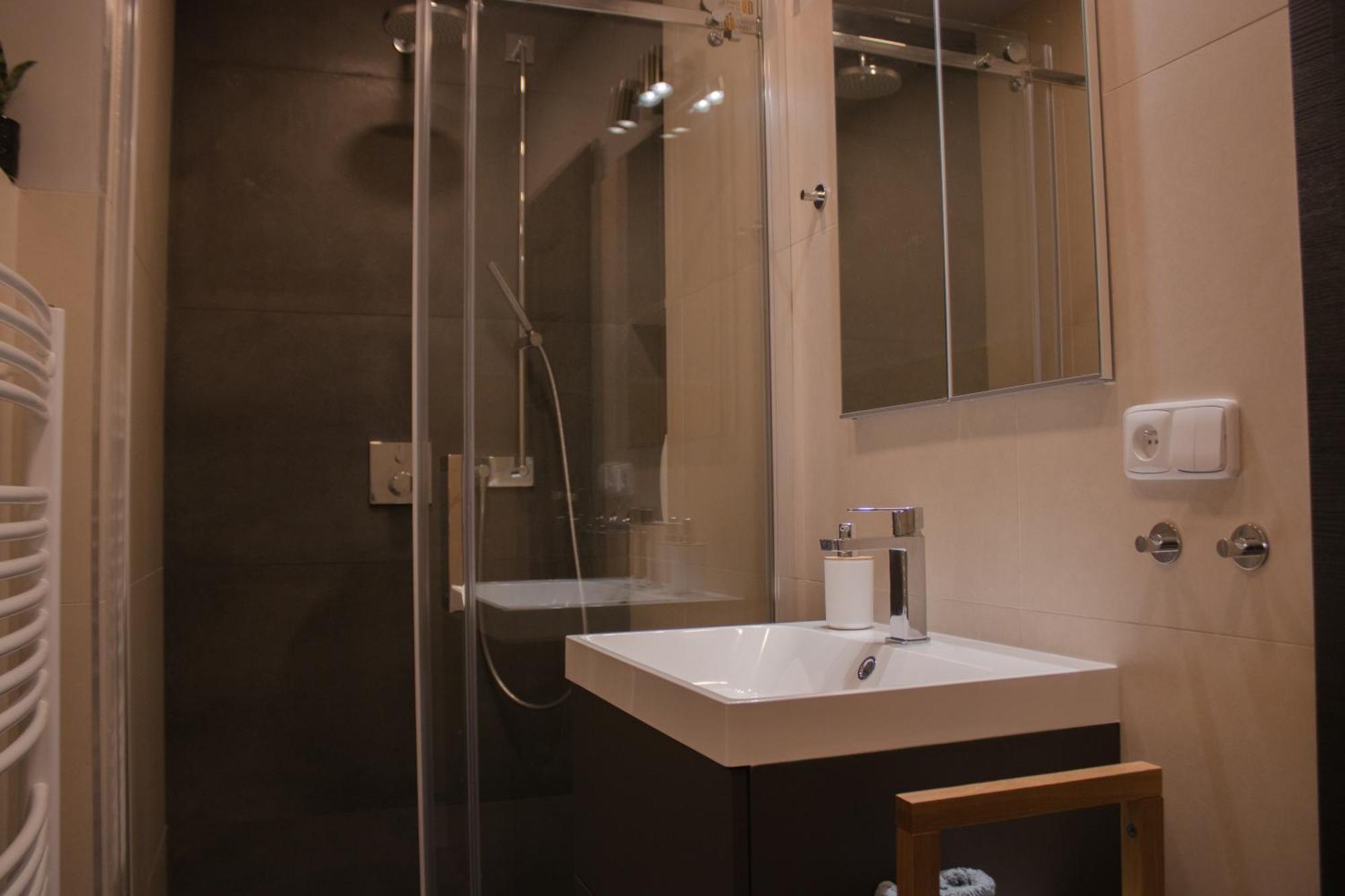 Apartman U Lesa Nove Jirny ภายนอก รูปภาพ